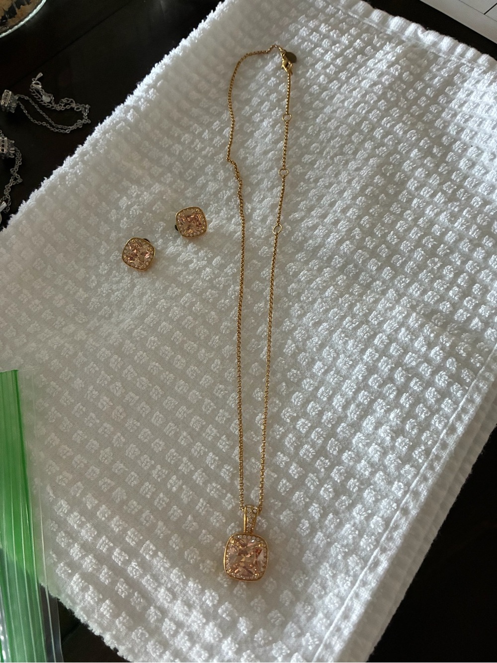 Gold-Tone Amber Crystal Pendant Necklace and Stud Earrings Set